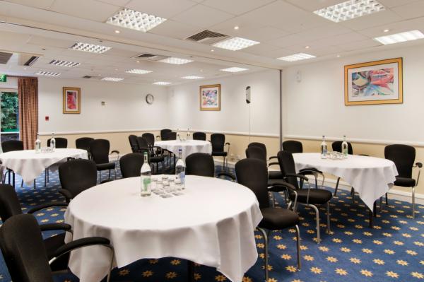Oxford Suite