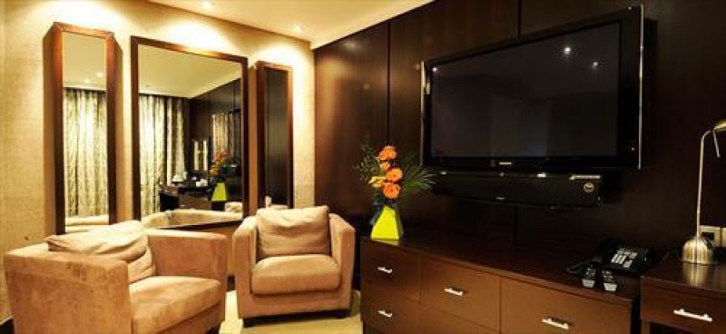 The Golf Hotel