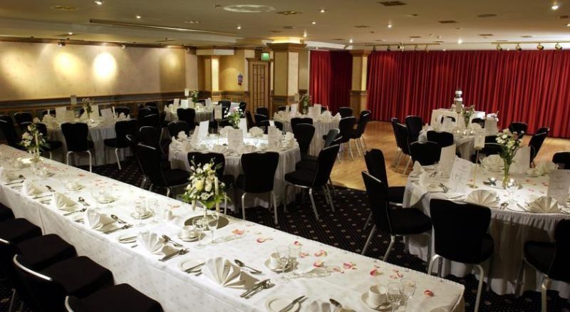 Glynhill Hotel & Leisure Club