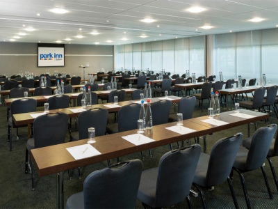 Park Inn by Radisson Hotel & Conference Centre Heathrow, London