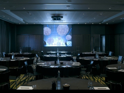 Radisson Blu Edwardian New Providence Wharf