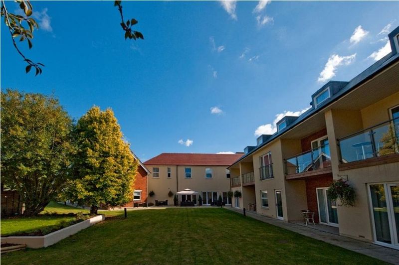 Stanwell Hotel Heathrow