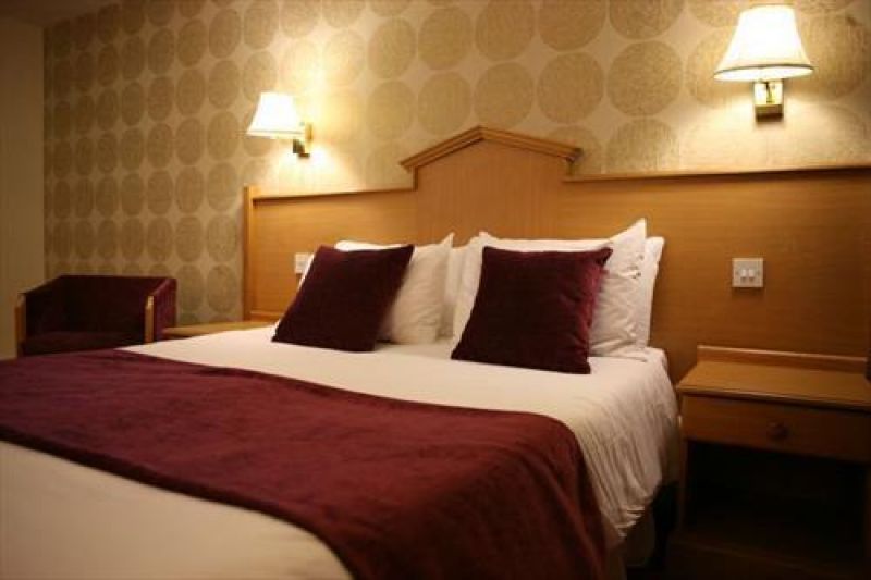 Mercure South Marston Hotel & Leisure Club