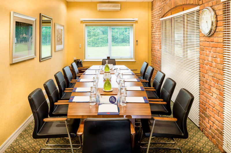Best Western Parkway Hotel