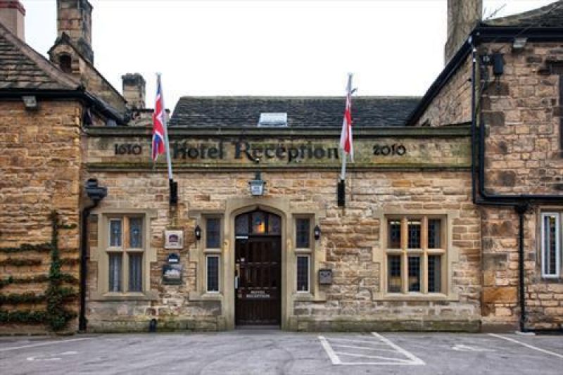 Best Western Rogerthorpe Manor Hotel